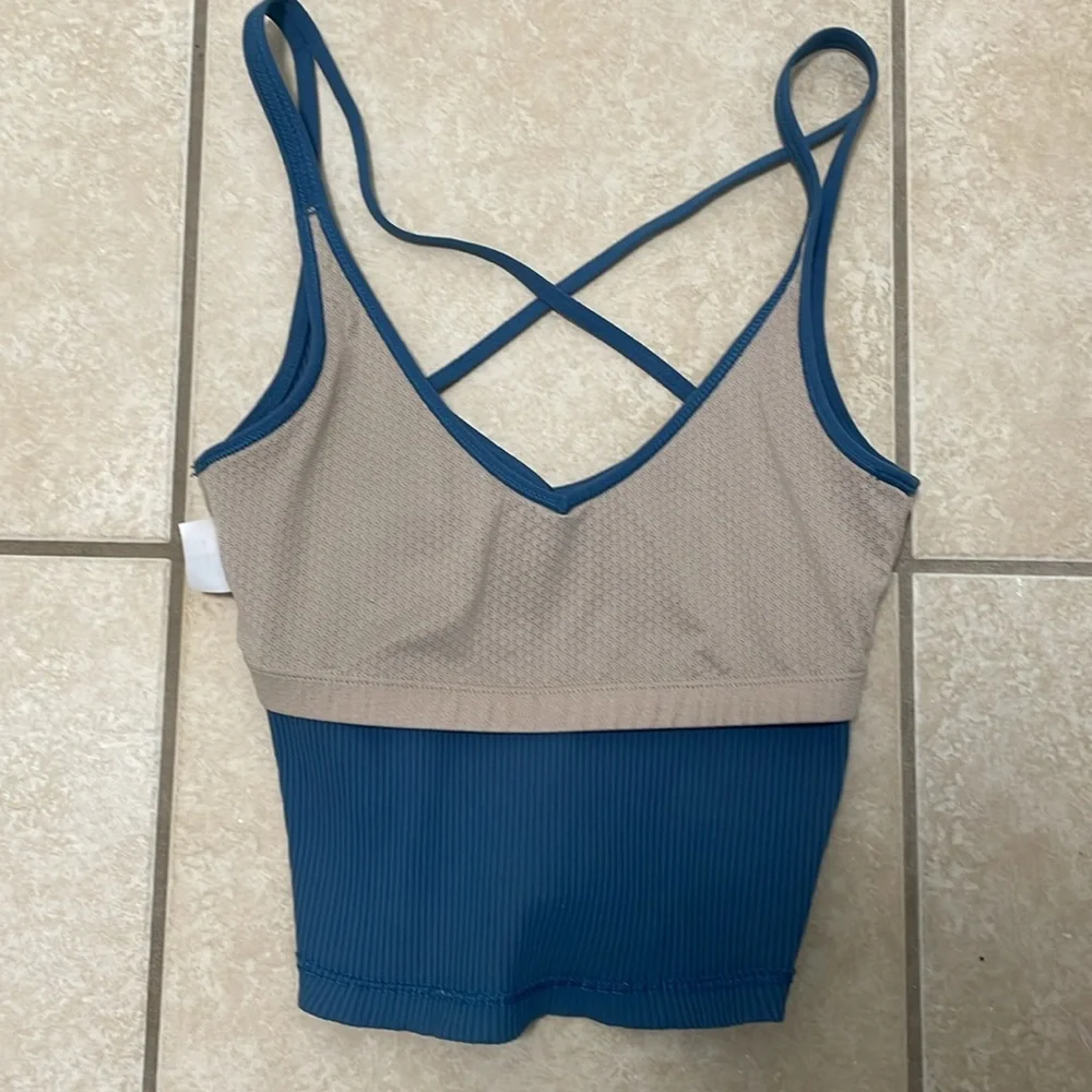 Vuori Blue Tank Top - Picture 8 of 10